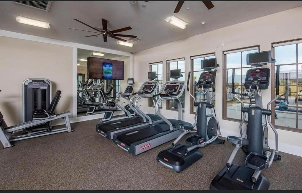 Near Coachella And Stagecoach Palm Springs , Pga Resort Villa ,Golf, Community Pool, Gym La Quinta Eksteriør billede